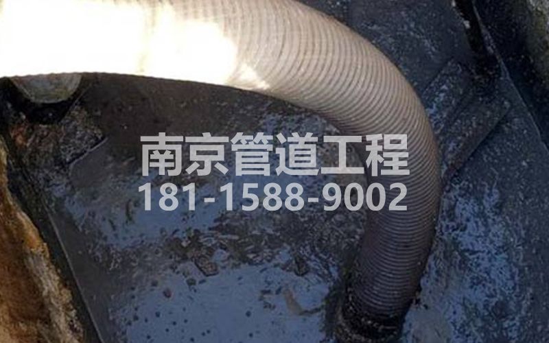 213汇林绿洲抽粪